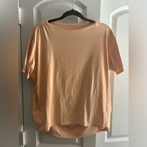 Lululemon Back in Action short sleeve shirt